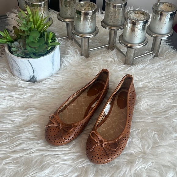 Jessica Women’s Brown/Tan Poem Journal Flat Size 7 - Picture 1 of 14